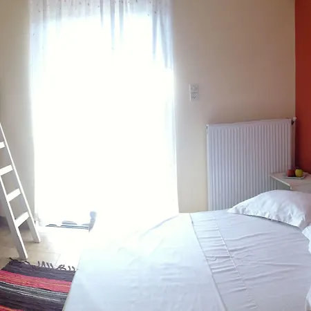 Guest house Aenaon